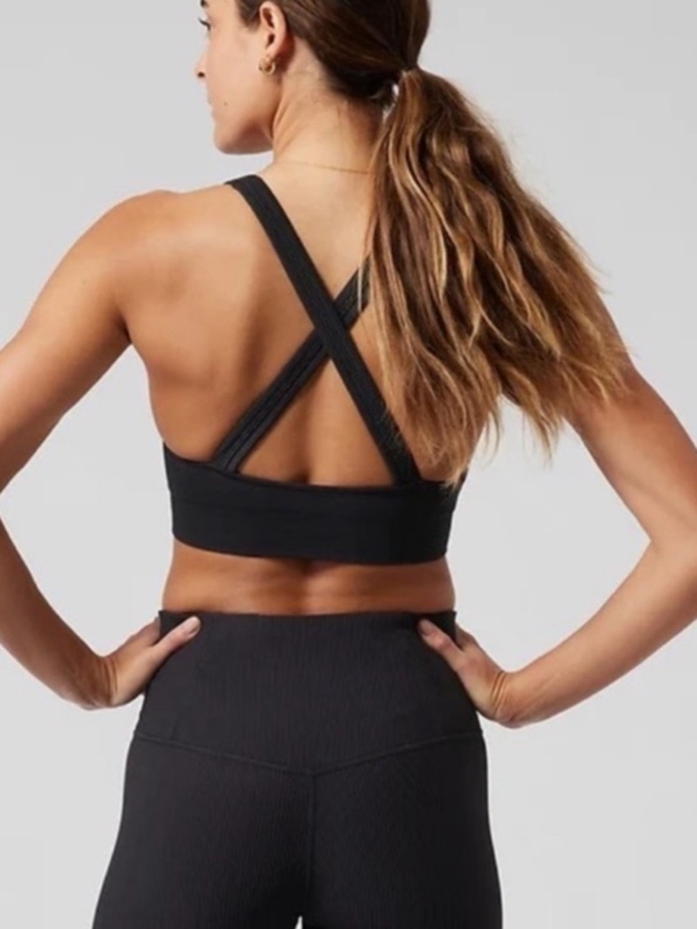 NWT Athleta XL D-DD Aurora Black Ribbed Scoop Sports Bra cross back new support - Picture 3 of 12